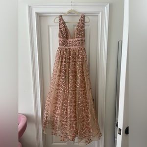 Bronx and Banco Size Small Megan Floral Embroidered A-Line Maxi Dress